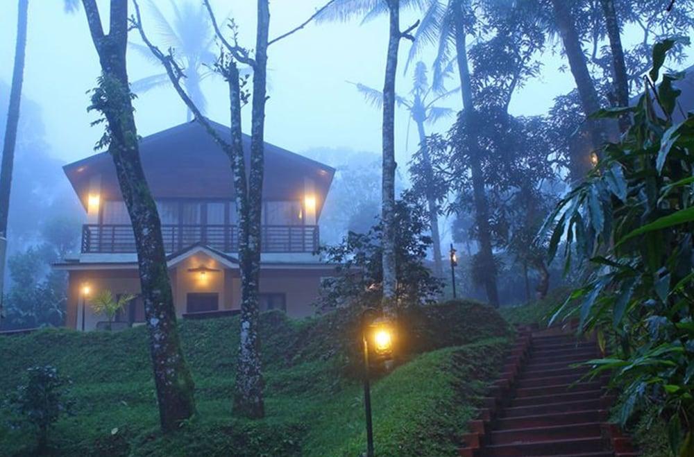 Carmelia Haven Resort Thekkady Exterior foto